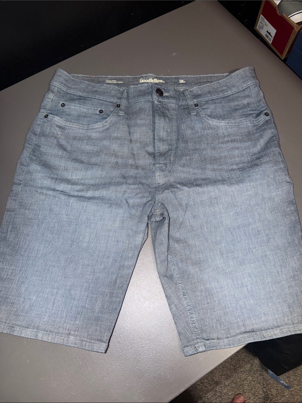 NWOT Goodfellow & Co men’s slim denim shorts size 38